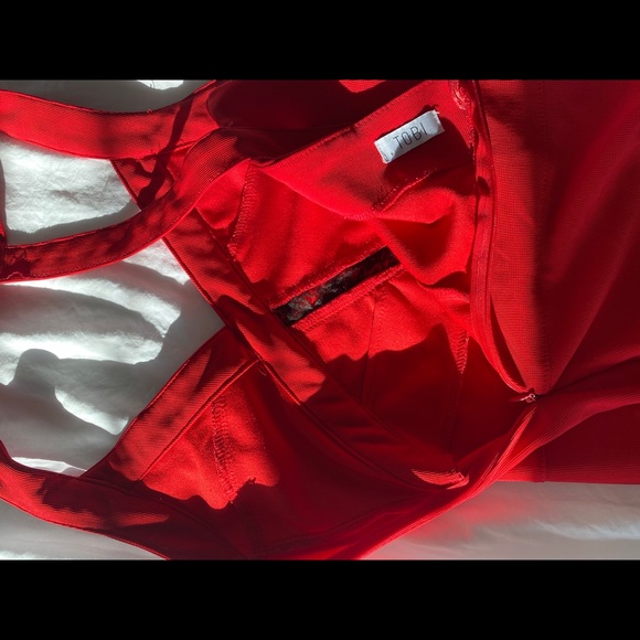 Tobi Red Bandage Dress - Picture 6 of 12